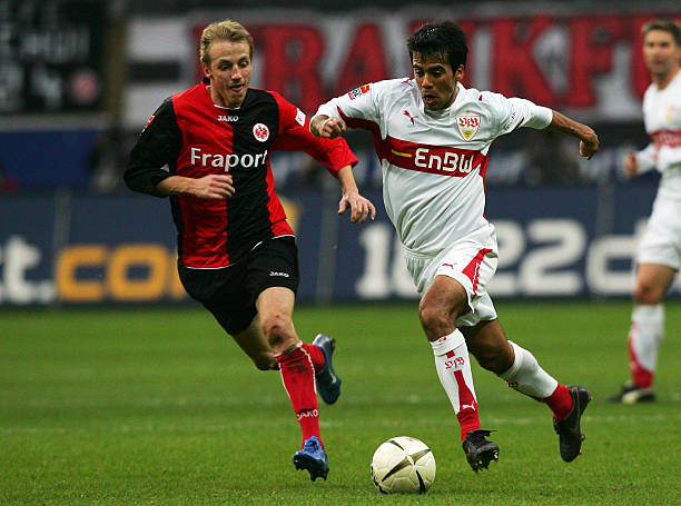 在泰国队中 在泰国队中