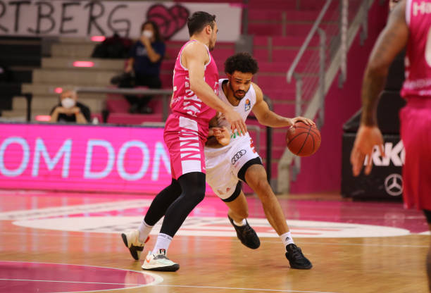 甲比赛中如 甲比赛中如